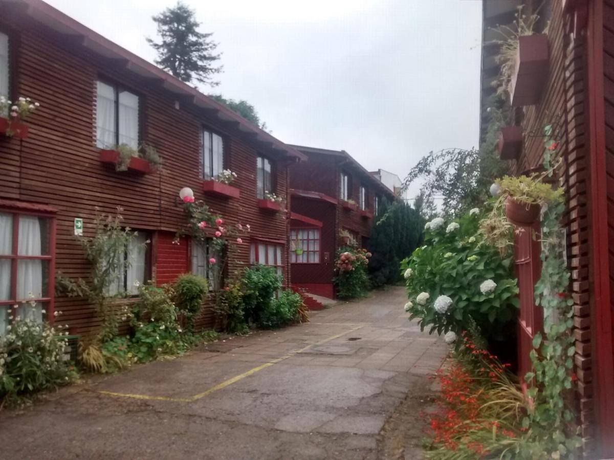 Hotel Di Torlaschi Valdivia Exteriör bild