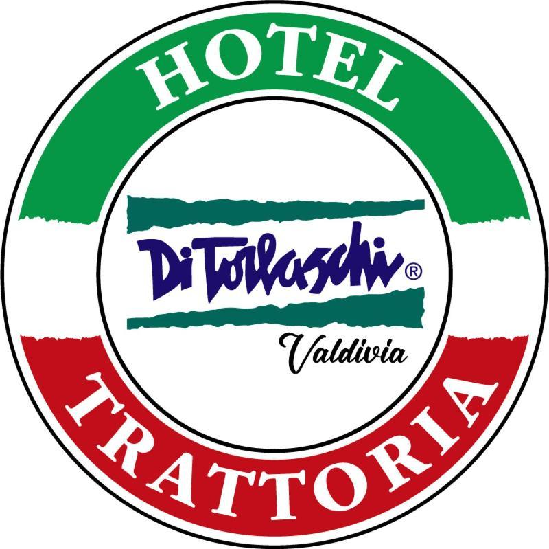 Hotel Di Torlaschi Valdivia Exteriör bild